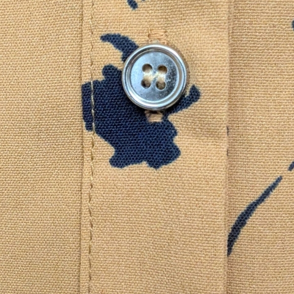 Creation XXL plus sized button down blouse in golden yellow and navy - Picture 10 of 12